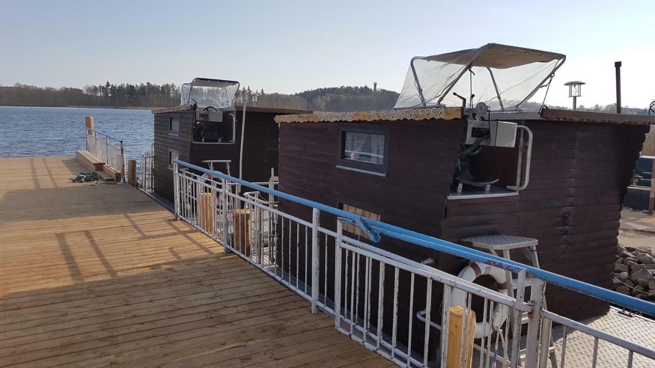 Hausboot Krakow Am Forelle 1 Und 2 * Krakow am See