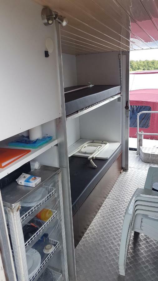 Hotel en barco Hausboot Krakow Am Forelle 1 Und 2 Krakow am See