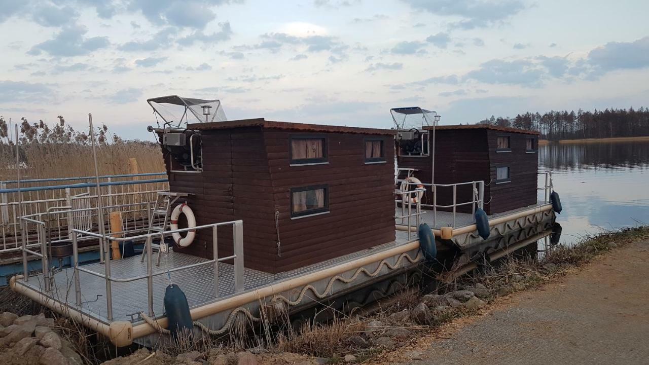 Hotel en barco Hausboot Krakow Am Forelle 1 Und 2